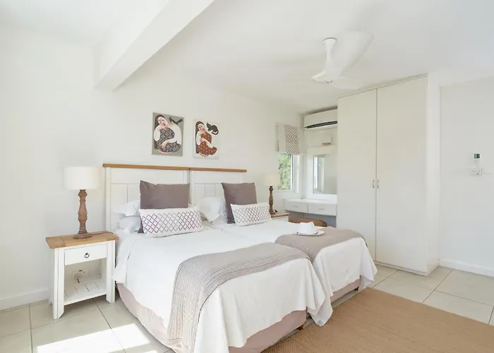 White Oaks Villas